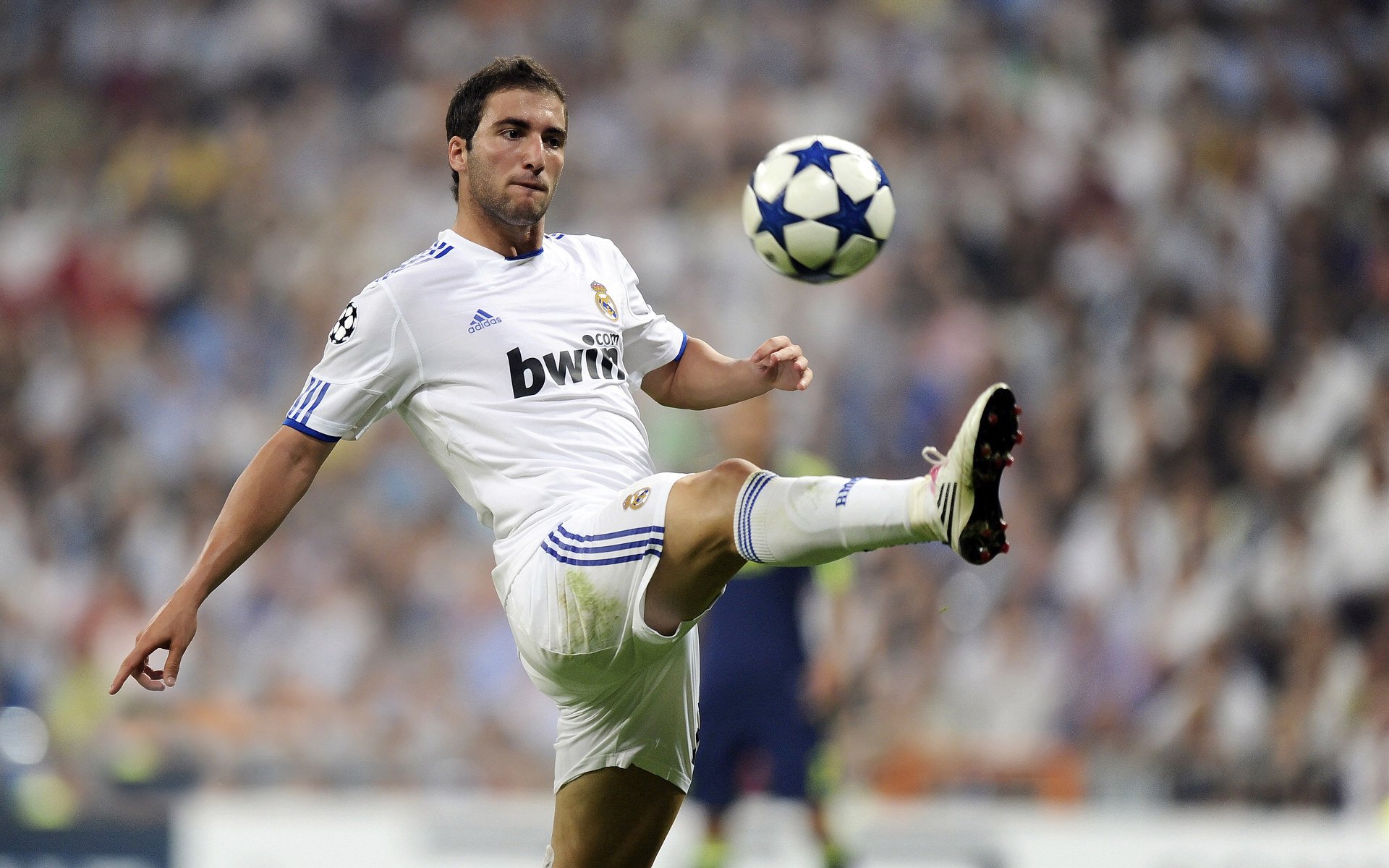 强行终结与关键先生，墨西哥如何以斯通斯式战术锁定胜局